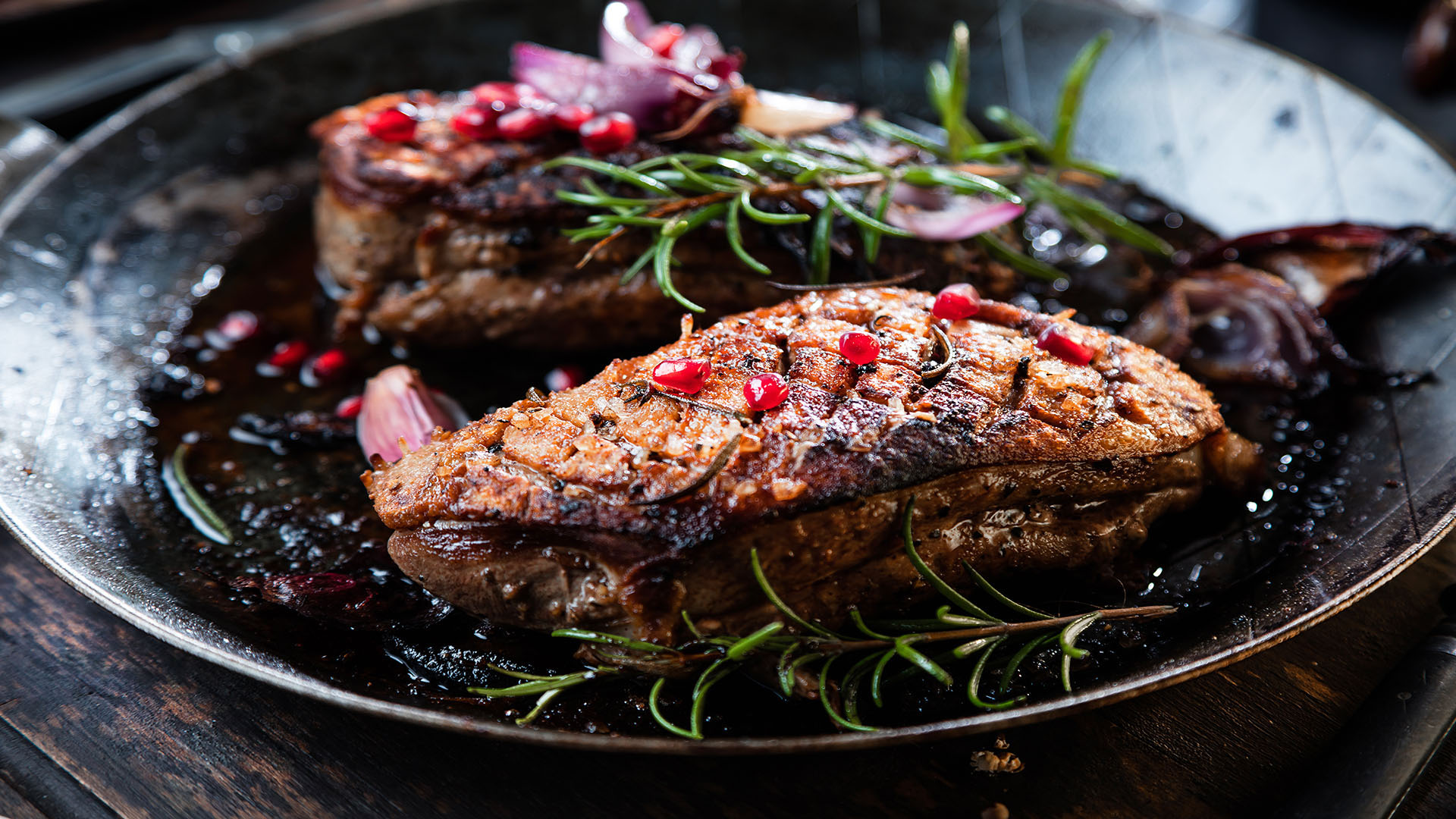 Premium Steaks und Meeresfrüchte - Kulinarische Exzellenz im NU Genuss Restaurant